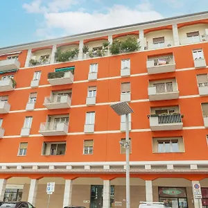  Appartamento Debora's Flat - 10 Minuti Dall'arena