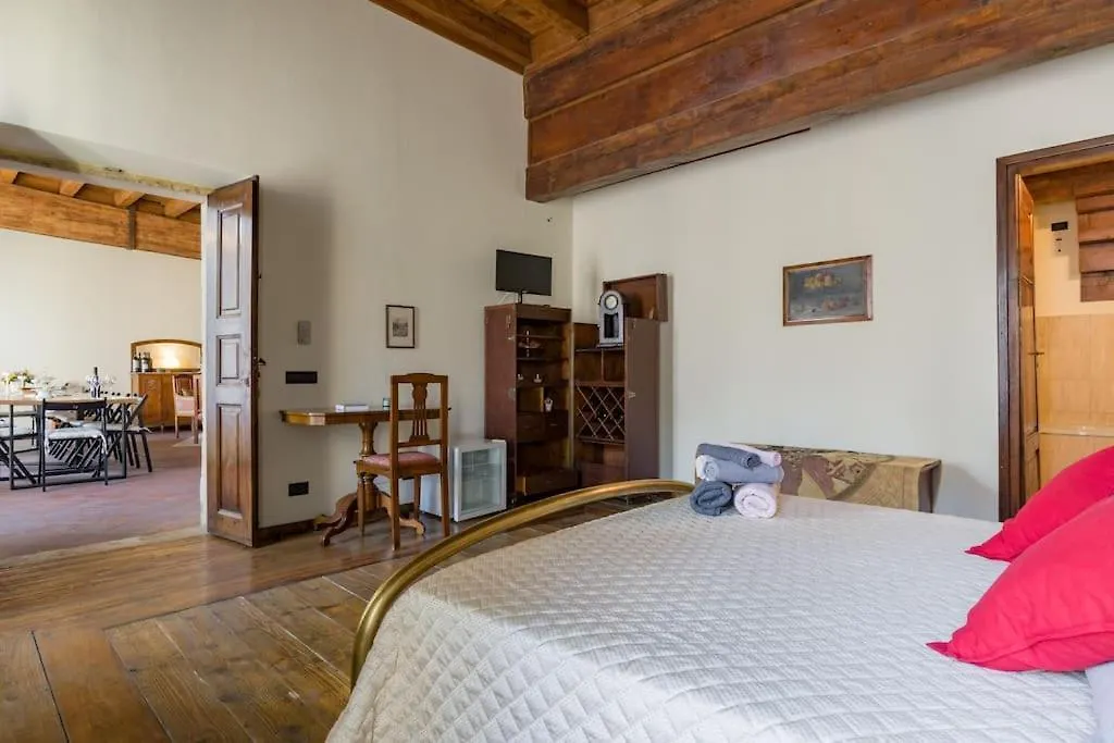 Magnificent 1800 In The Heart Of Verona