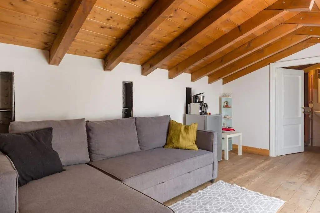 Apartment Magnificent 1800 In The Heart Of Verona Italy