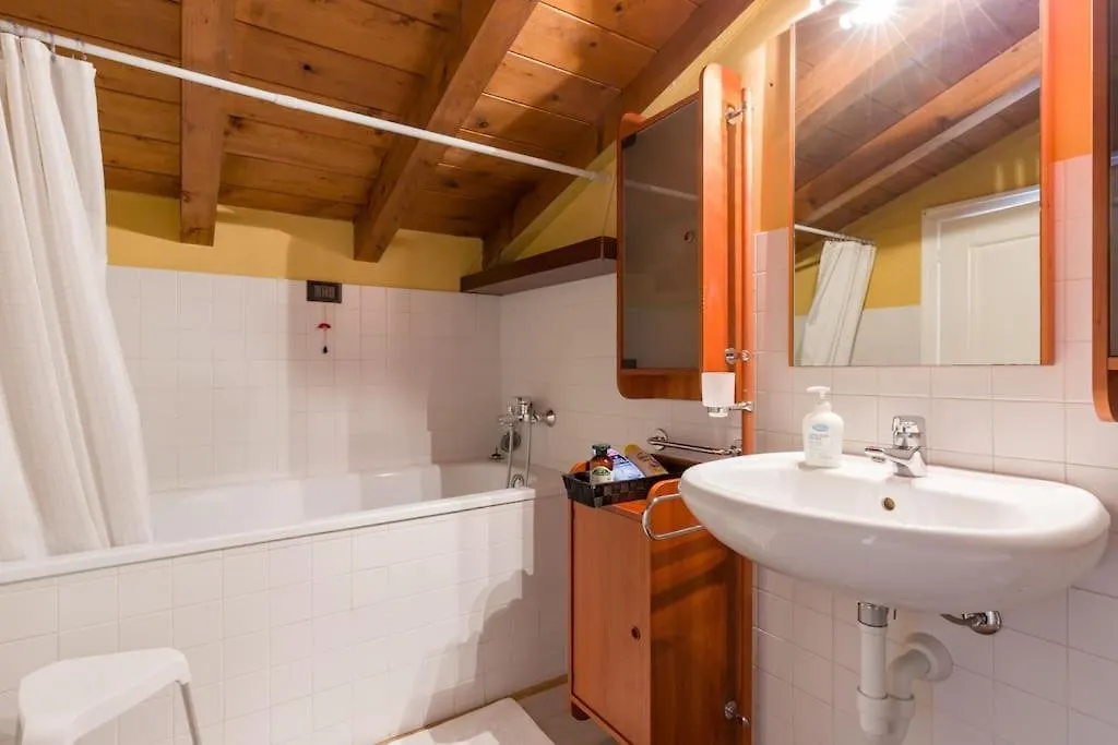 Apartment Magnificent 1800 In The Heart Of Verona Italy